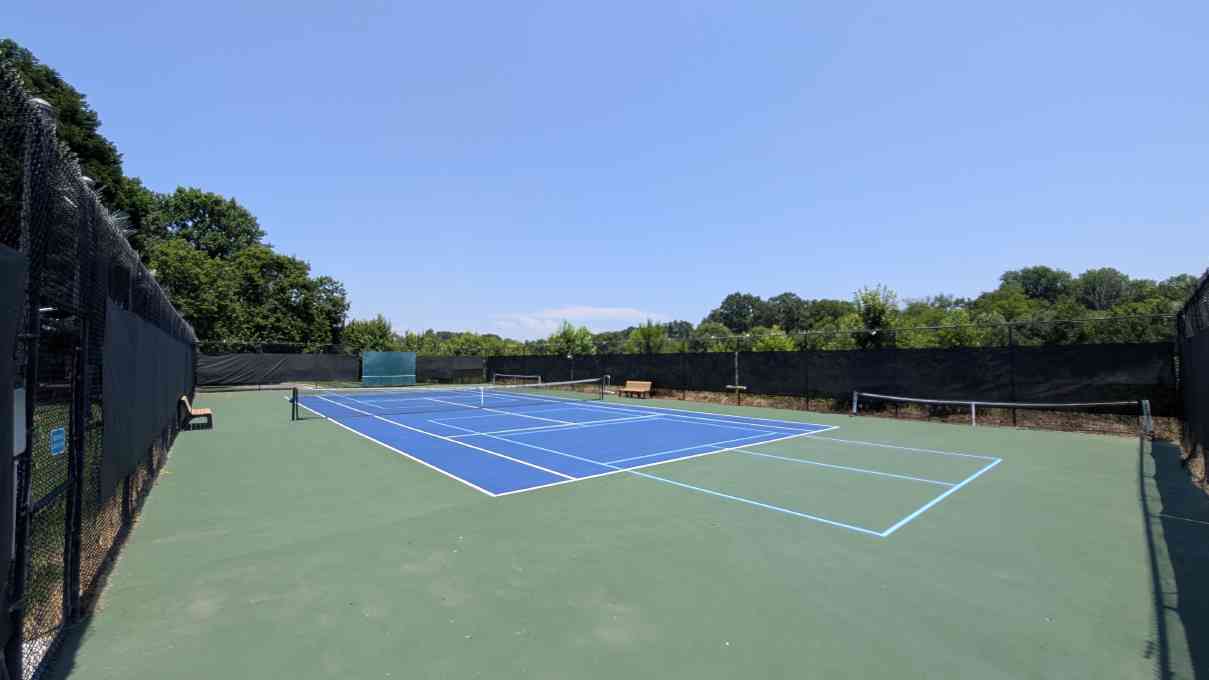 Birkdale-village-greens-tennis-court birkdale-village-greens-tennis court just off of Birkdale Village